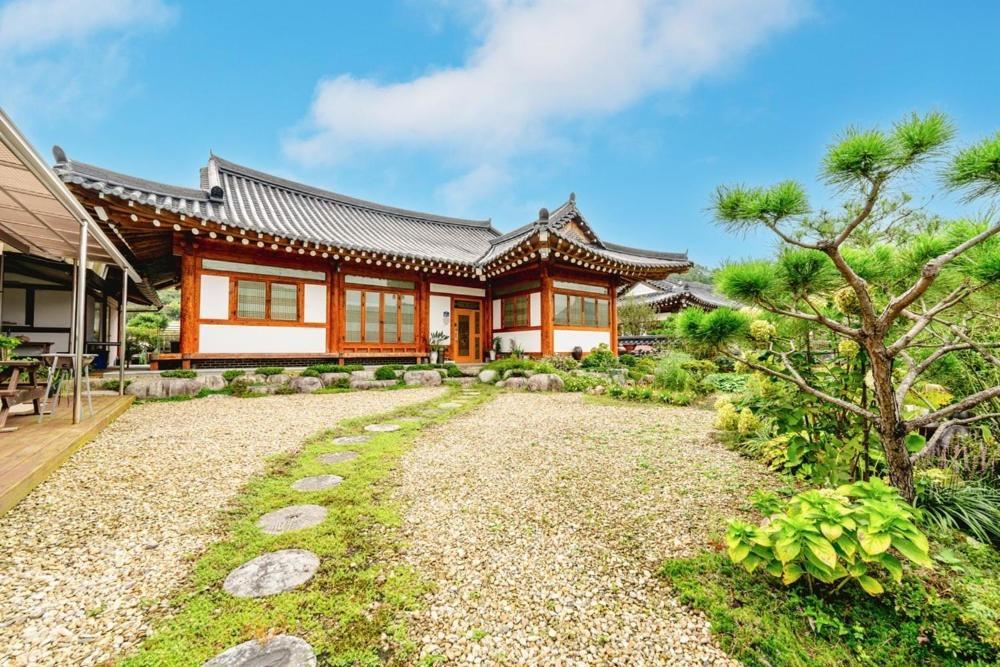 Boseong Greenery Hanok Pension Hotel Exterior photo