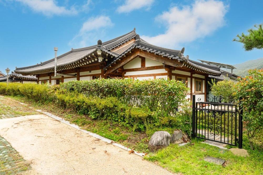 Boseong Greenery Hanok Pension Hotel Exterior photo